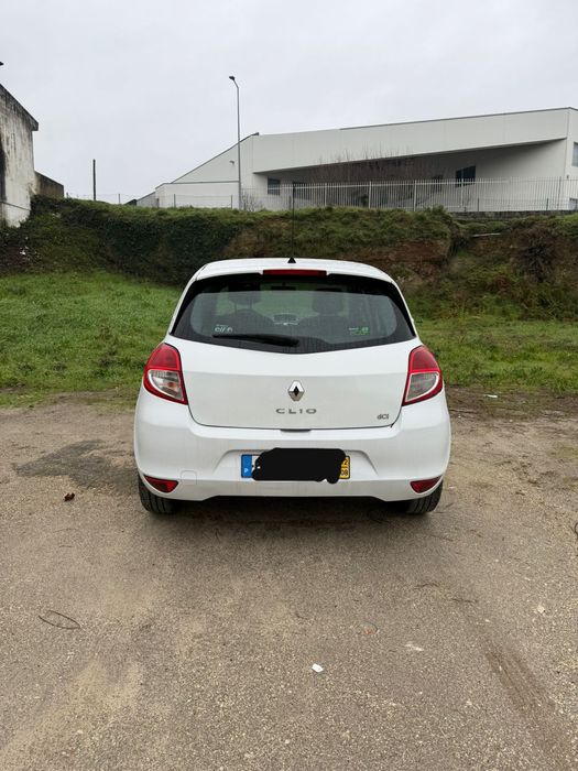 Renault clio 2012