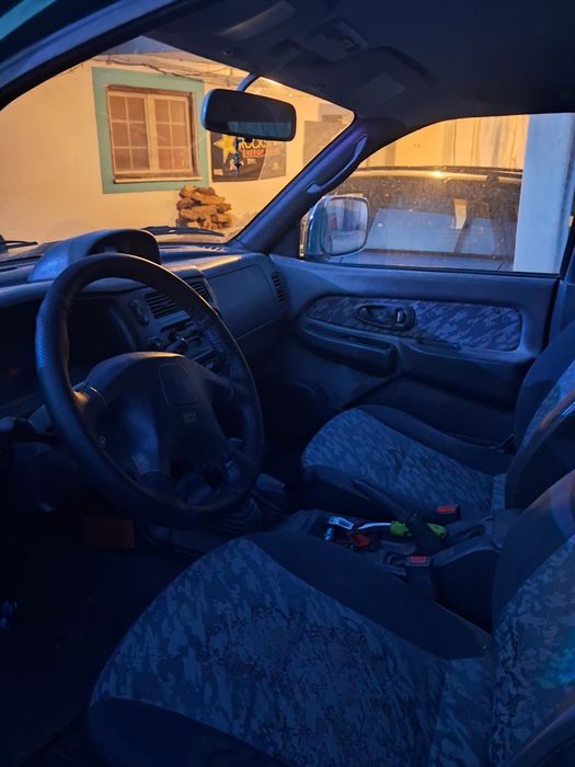 L200 strakar de 2001