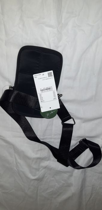 Bolsa tiracolo masculina nova C&A .