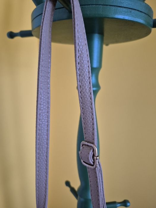 Torebka beżowa na ramię