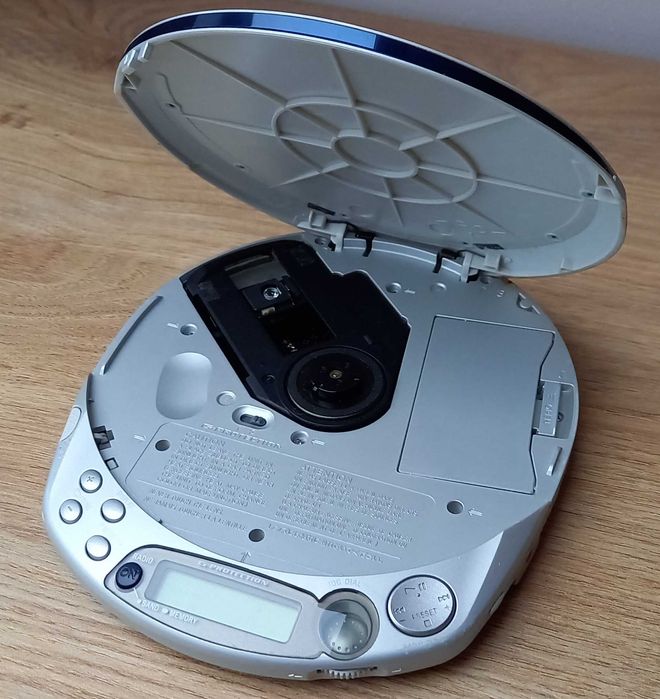 SONY D-NF611 Radio AM/FM