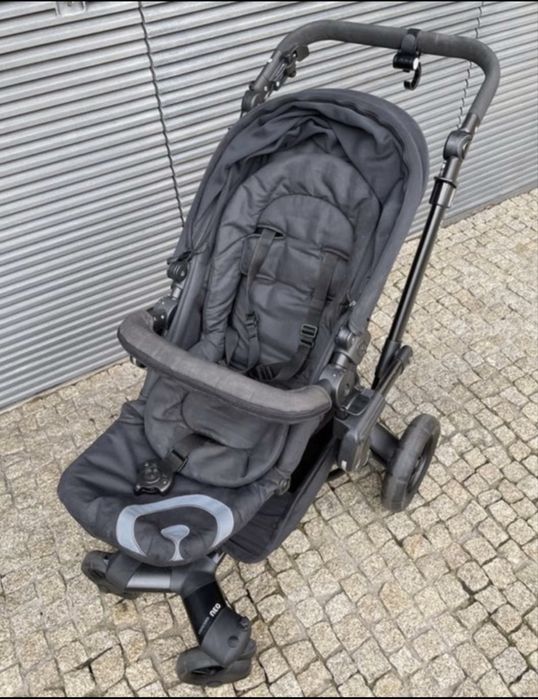 Duo carrinho + babycoque Concord preto