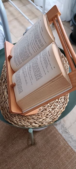 Expositor para livros em madeira maciça,, bíblia etc