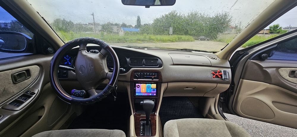 Nissan Altima 2000 рік