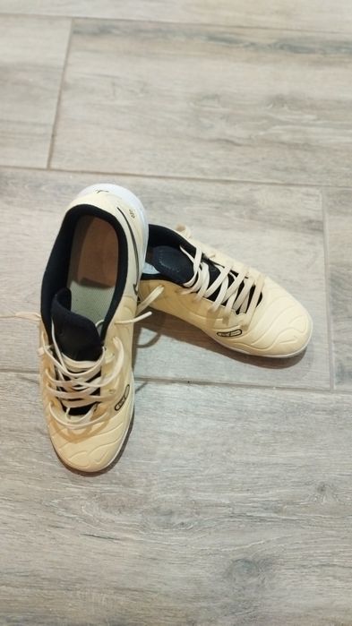 Chuteiras futsal n.40 NOVAS