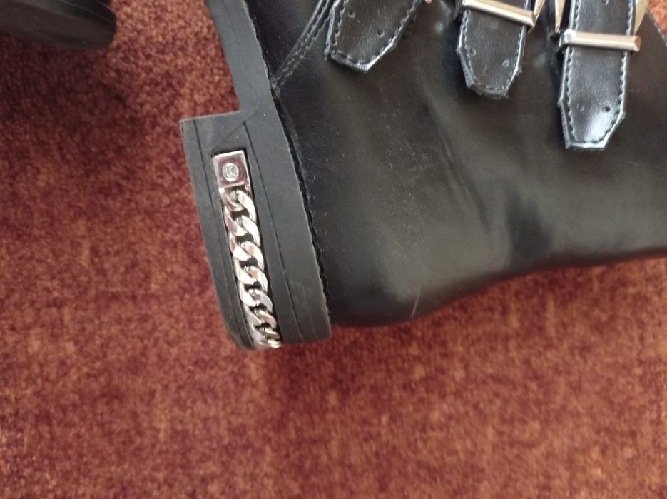 Botki czarne 40 DeeZee