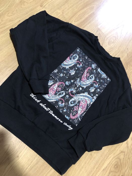 Czarna bluza