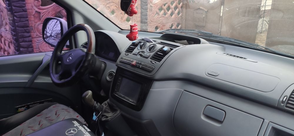 Продам Mercedes Vito