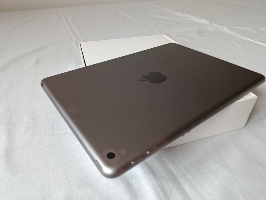 Tablet Apple IPad 6th 128GB Wi-Fi