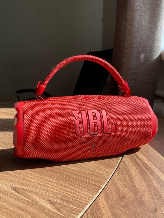 JBL Charge 6 Bluetooth-колонка після року використання