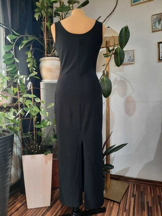 Czarna dopasowana sukienka w drobne prążki - No Limit