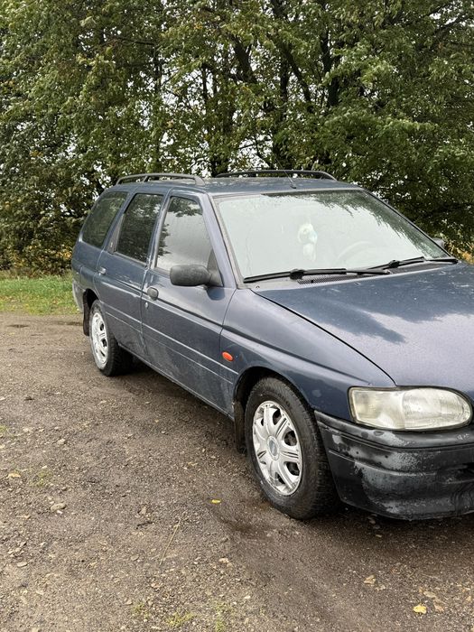 Продам форд ескорд 1.8 бензин