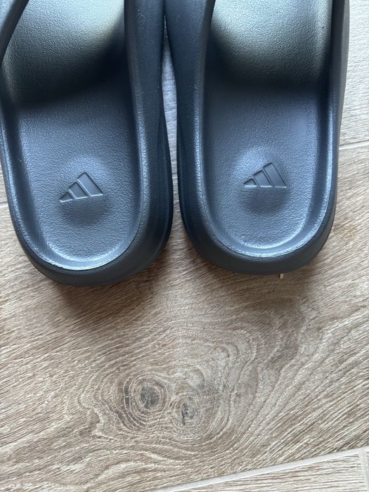 Yeezy Slide Onyx rozmiar 44.5