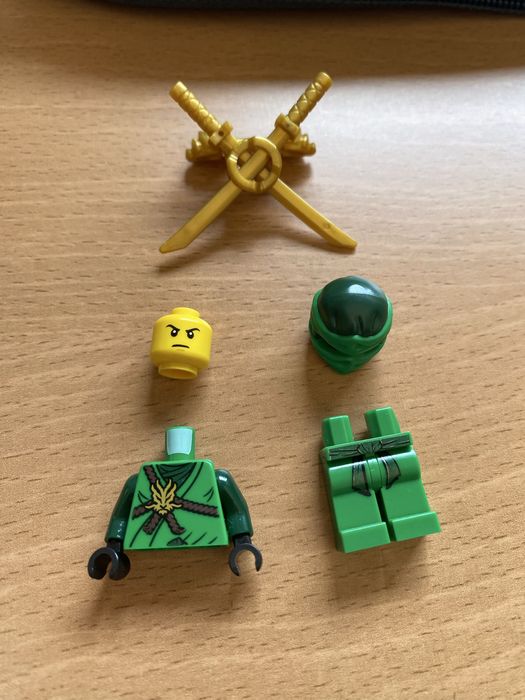 Lego lloyd honor robe