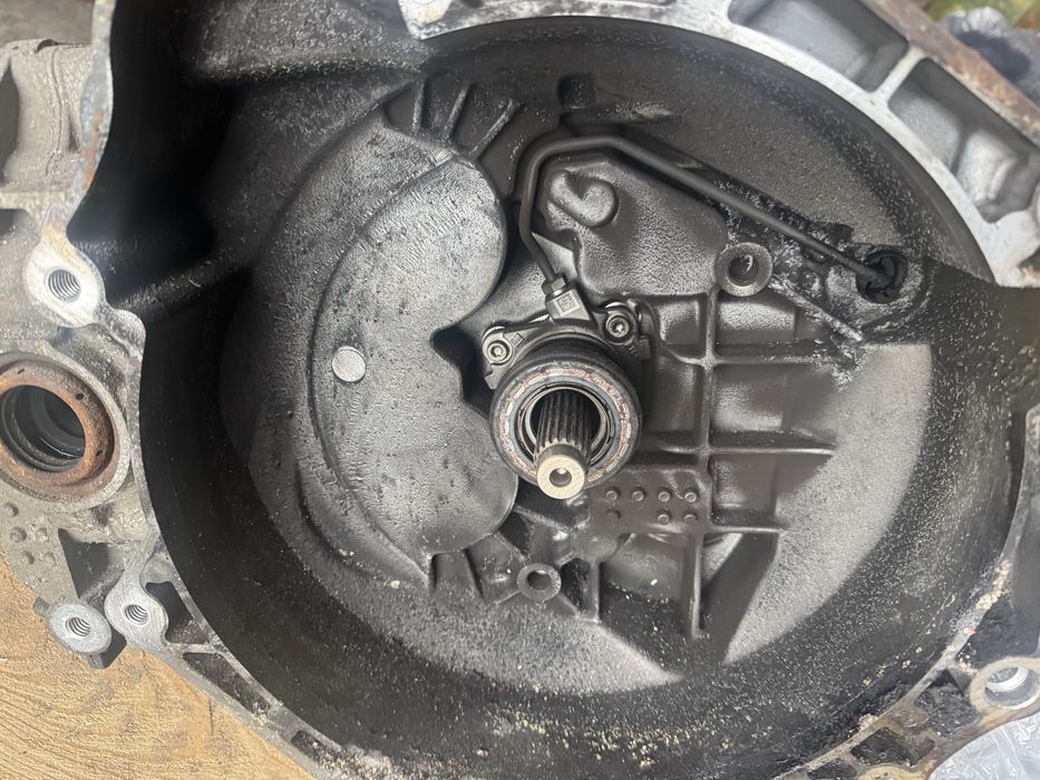 Skrzynia biegow  astra j /opel mokka  1.4 120km /140km /M32 /Opel/Fiat