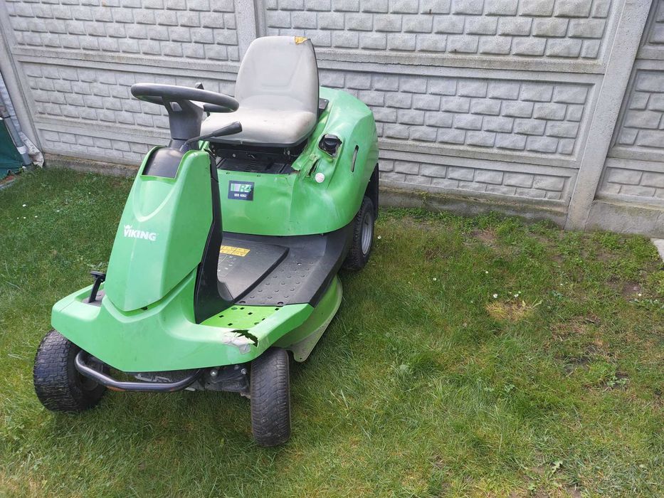 Kosiarka traktorek Viking  R4
