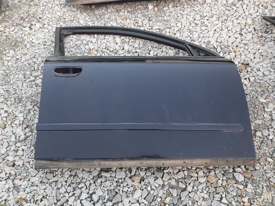 Audi A4 B7 drzwi prawy przód pod kolor LZ5J