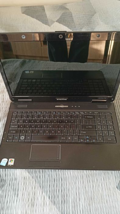 Laptop Acer Emachines E725 używany sprawny