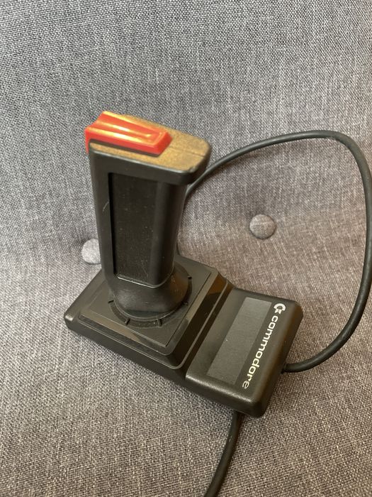 Commodore 1341 oryginalny joystick do Commodore 16 116 plus/4 mini-din