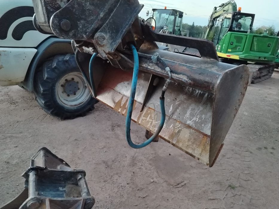 Minikoparka Takeuchi TB153FR