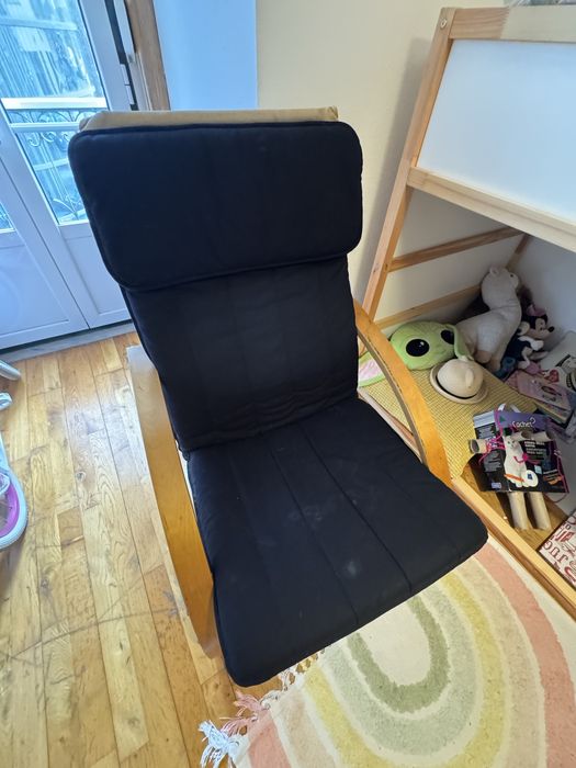 Poltrona / cadeirão IKEA - pés madeira