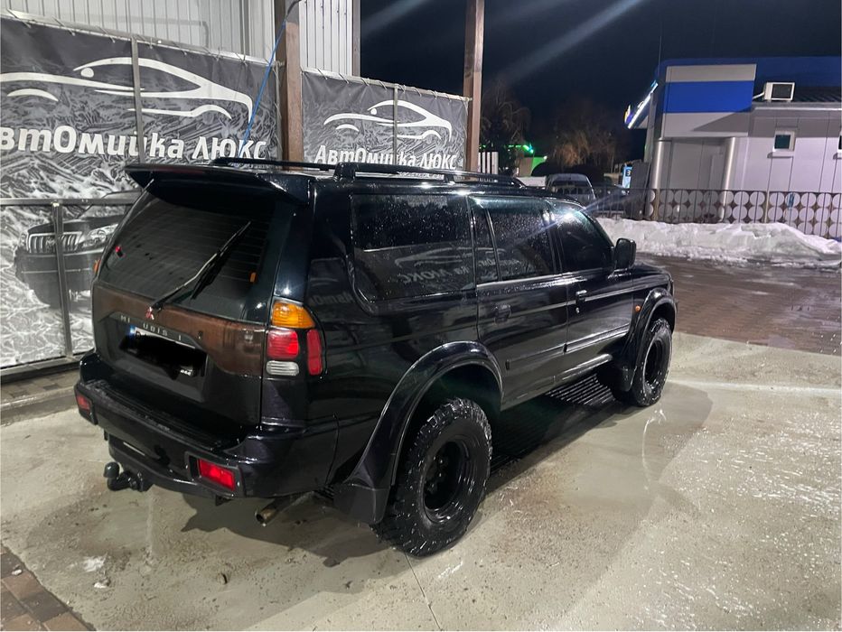 Продам Mitsubishi pajero