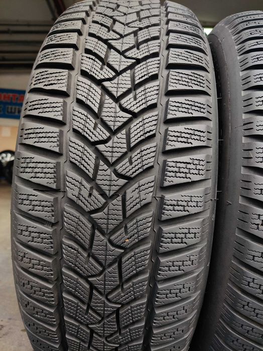 R18 235 40 шини зимові Dunlop Winter Sport 5 гарний стан преміум шини