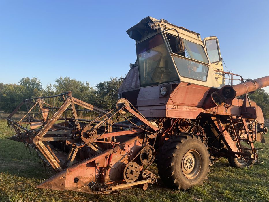 Комбайн Нива СК5