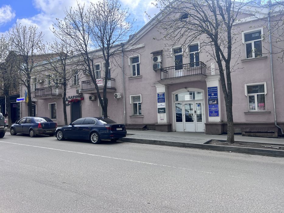 Оренда приміщення кропивницький центр парковка вода