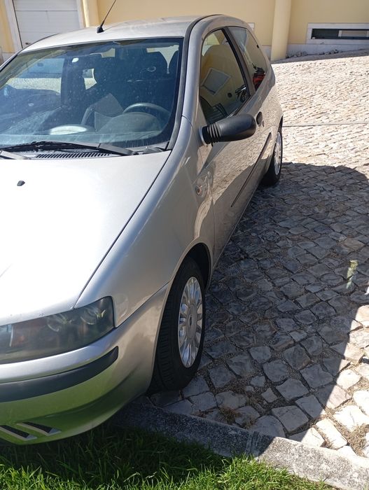 Venda de Fiat Punto com poucos kms