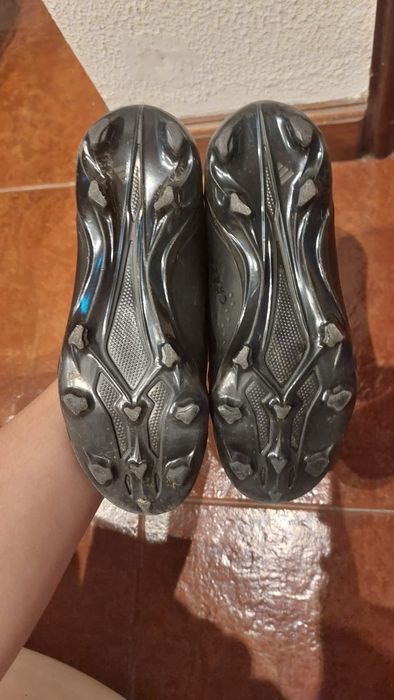 Chuteiras pretas