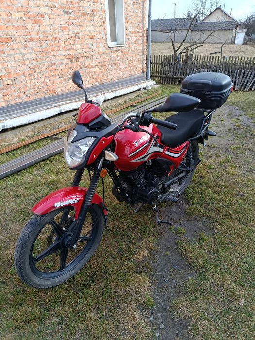 Продам мотоцикл spark