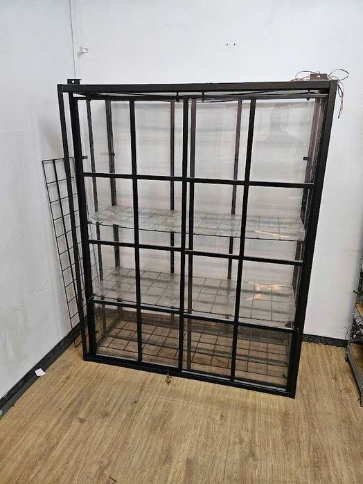 Gablota/Witryna ekspozycyjna na towar typu rośliny