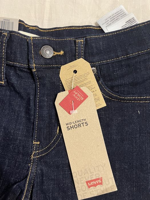 Джинсові шорти Levi’s оригінал р 26 тягнуться