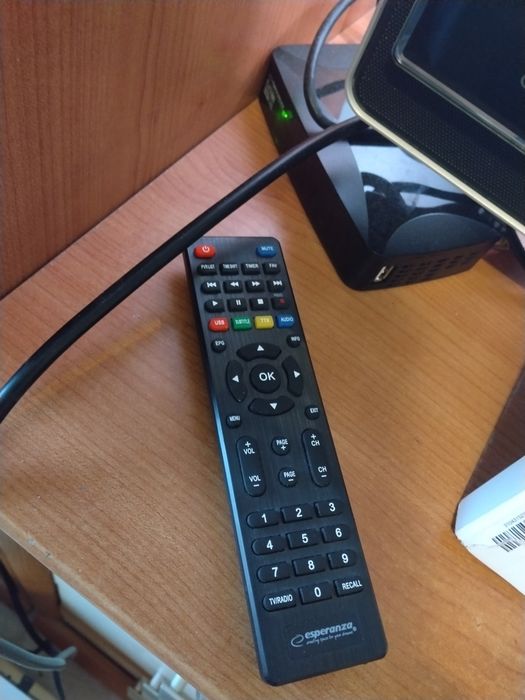 TV Philips 32cali 100 Hz  z ambilight