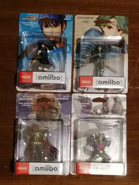 Vendo/Troco 4 Amiibos Novos/Selados