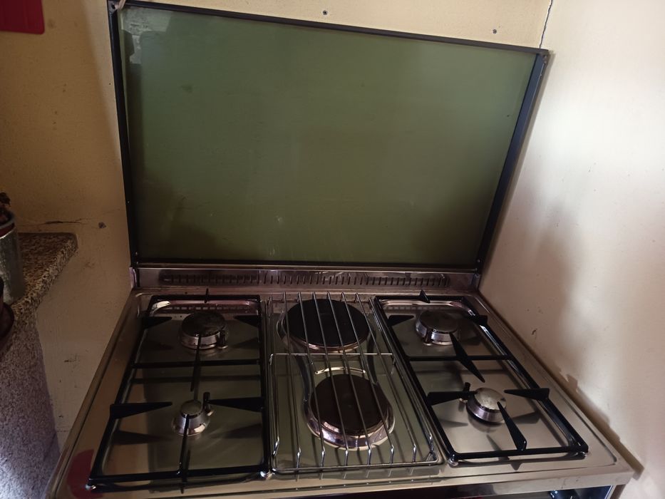 Fogão de botija de 4 bocas