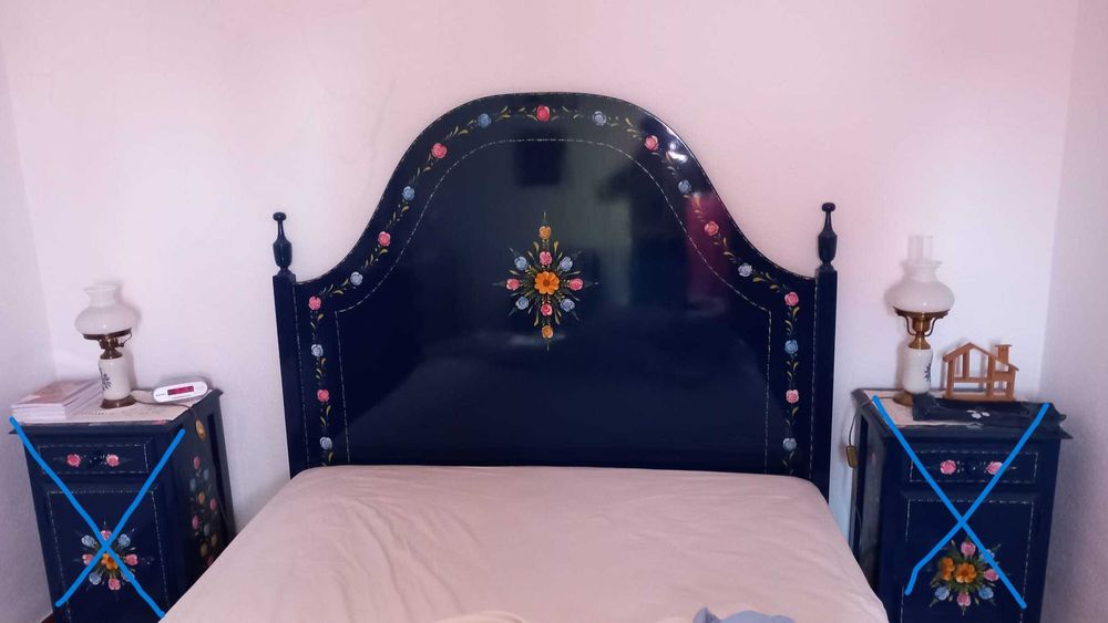 Cabeceira de cama / Mobília artesanal e tradicional do Alentejo