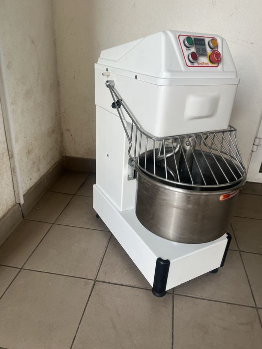 Тістоміс Промисловий Двох Швидкісний Обʼєм 21 Літра