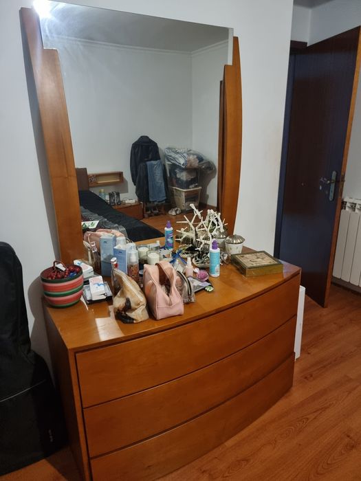 Quarto Completo em Madeira