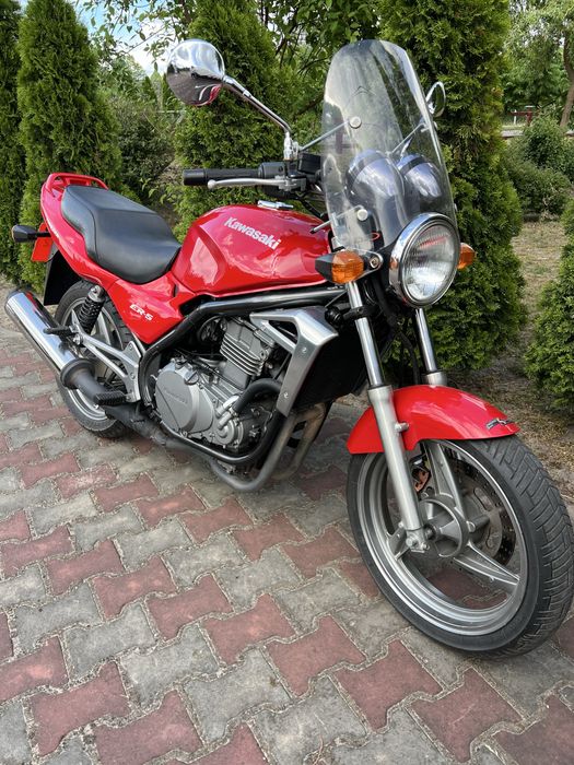 В продажі Kawasaki er 5