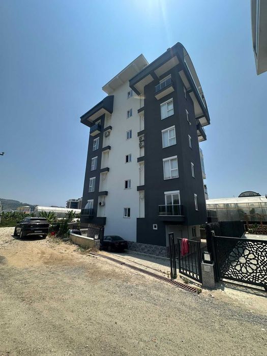 Двухкомнатная квартира в новом доме Махмутлар, Турция