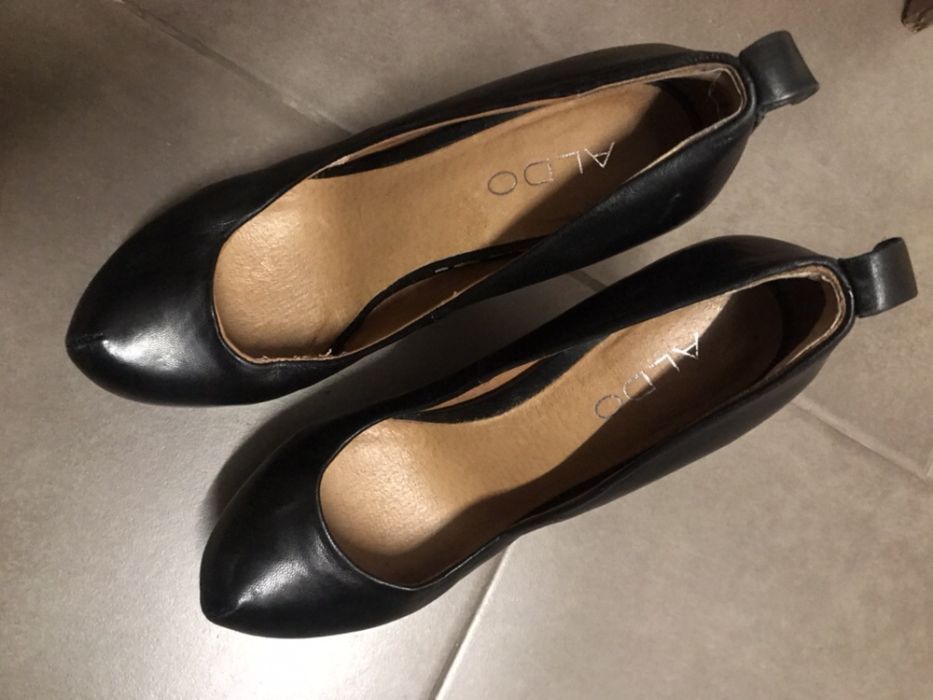 Aldo nowe czarne koturny 38
