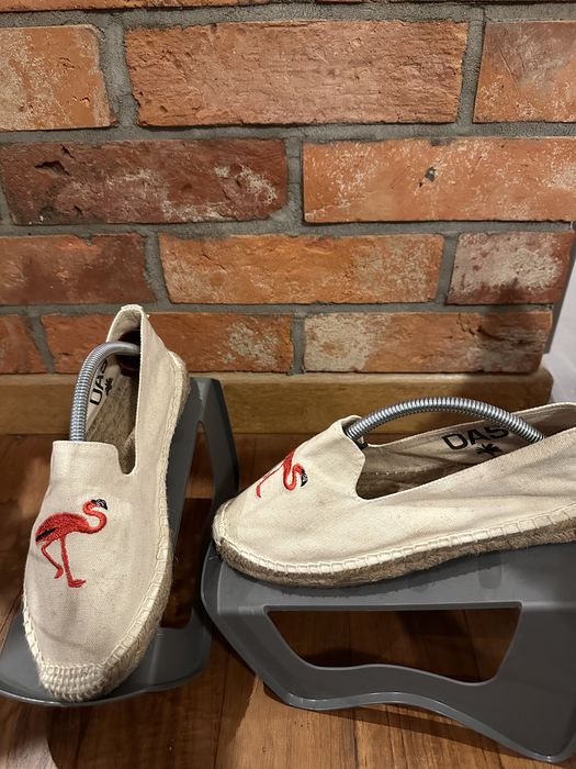 Urocze espadryle z flamingiem OAS