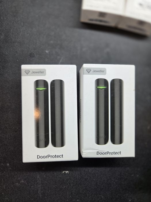 Ajax DoorProtect Black Бездротовий датчик відкриття двері/вікна