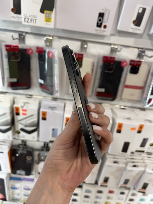 iPhone 15 Pro 256Gb black titanium - АКБ 100%, стан 5