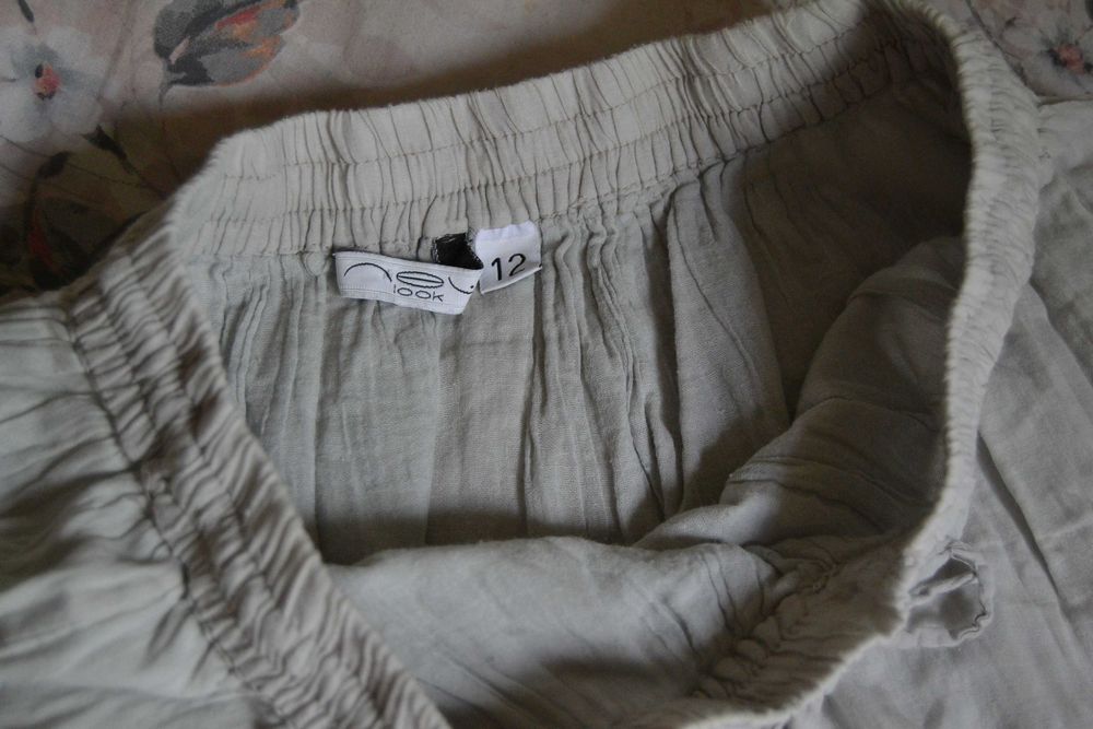 Jasna szara zdobiona cienka spódnica New Look 12 36 S bawełna cekiny