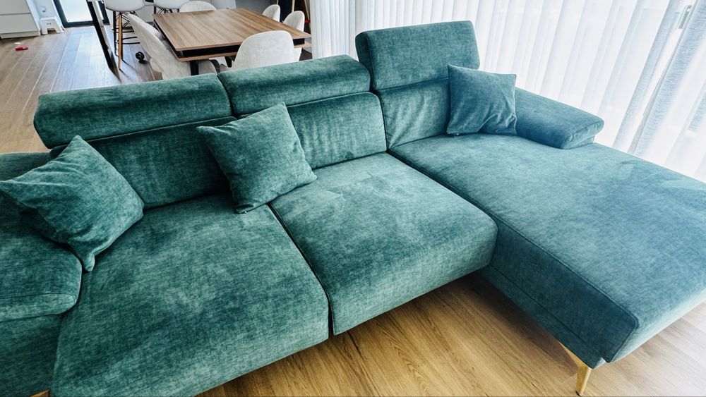 Sofá com chaise long