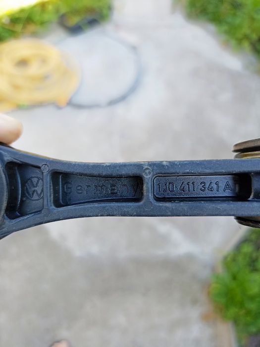 Тяга/стійка стабілізатора гольф4