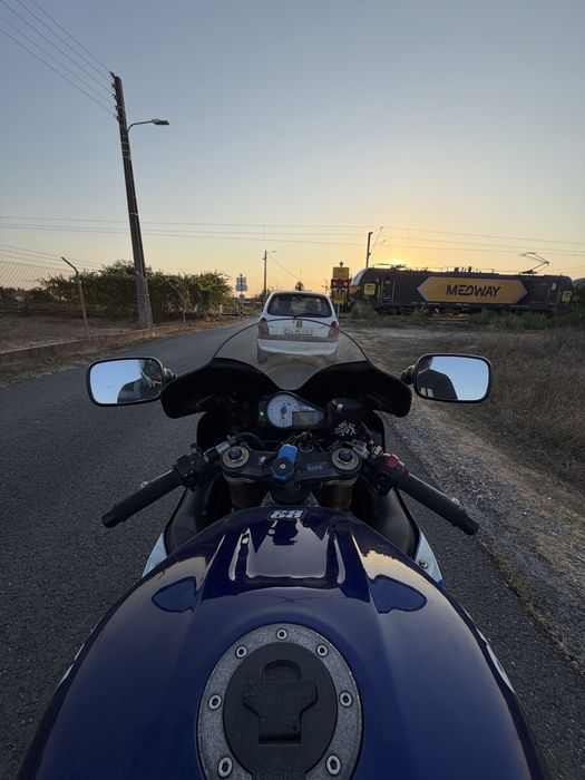 SUZUKI GSX-R 1000 K1 | 2001 | LENDÁRIA